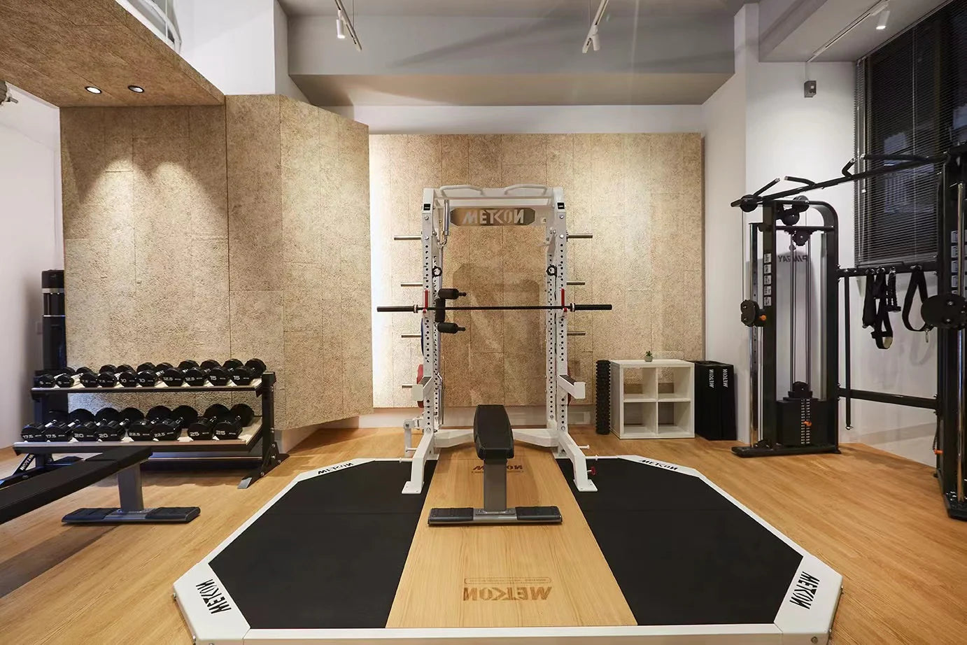 METCON Heavy Series Power Rack 2.0 (Half) (w/ Platform)